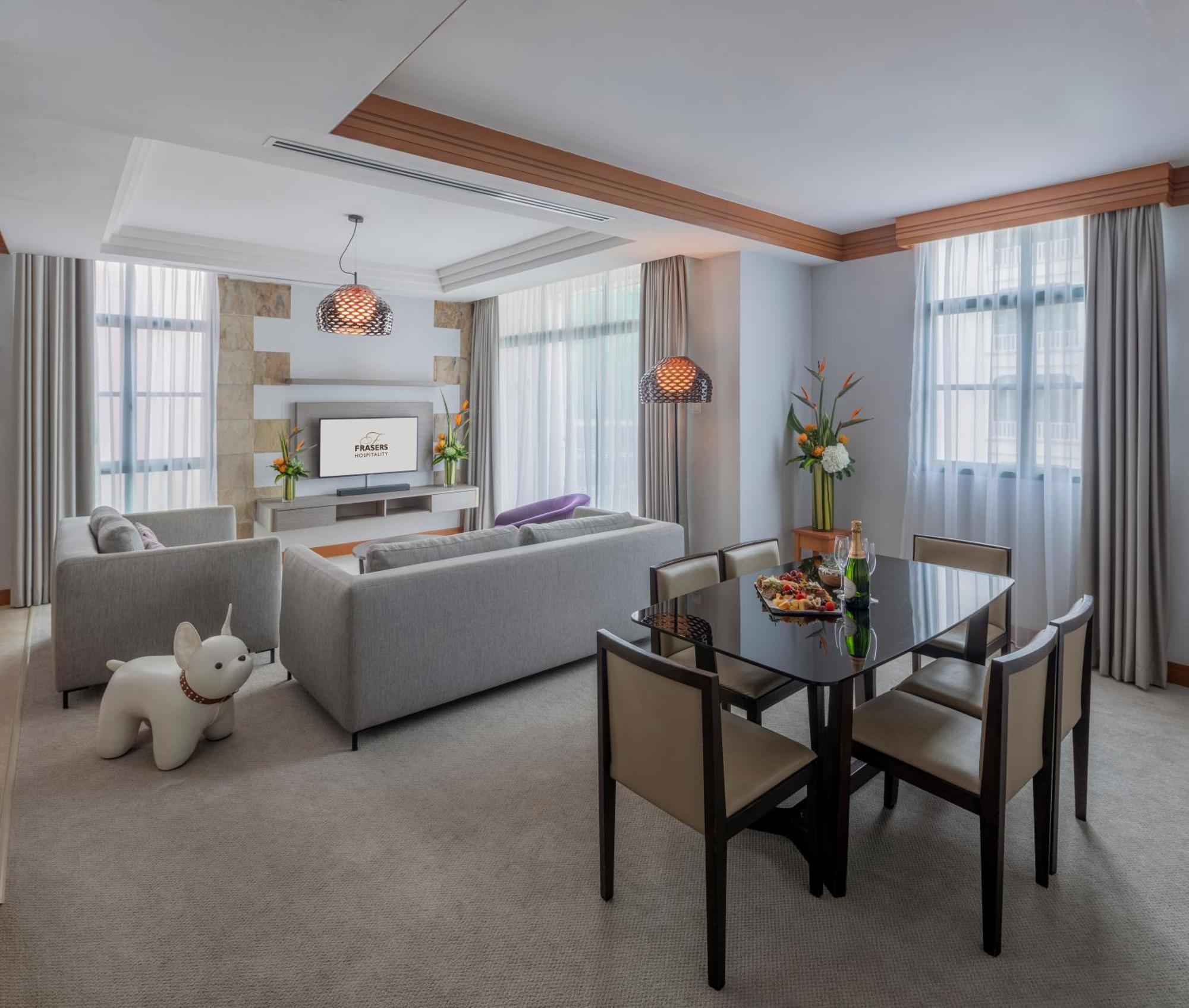 Fraser Place Robertson Walk Singapore Ngoại thất bức ảnh Living room of a suite